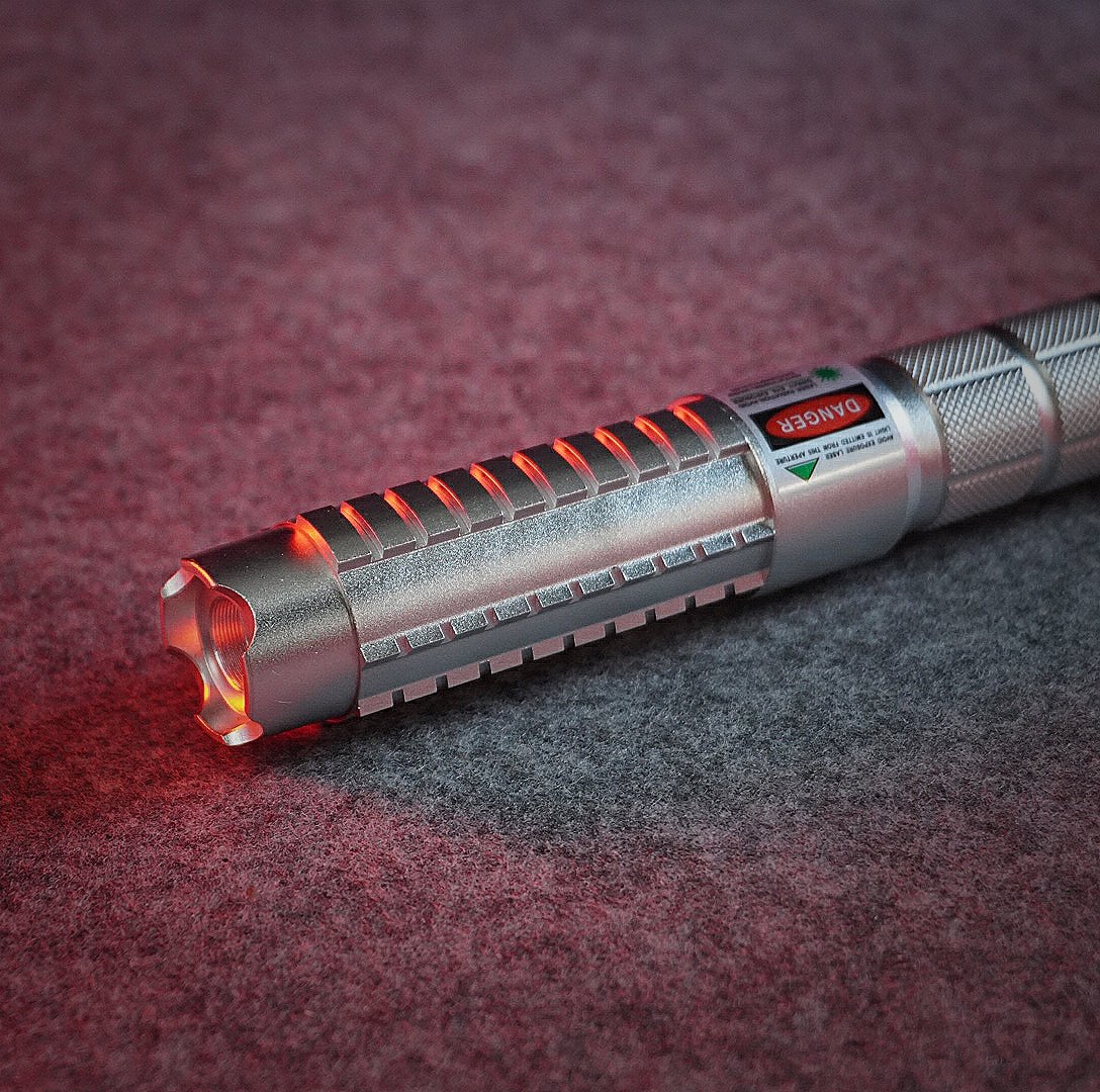 NovaCut 50000mW Burning Green Laser Pointer High Powered Class 4 Laser - Image 9