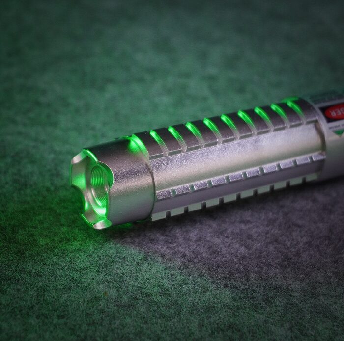 100mw 520nm Burning High Power Green Laser pointer kits - Image 5