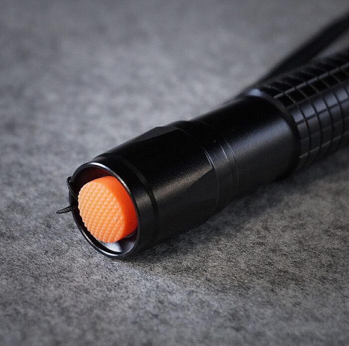 FR-900B 1000mW Extension-Type Focus Blue Dot Laser Pointer Pen with 18650 Rechargeable Battery Black - Image 6