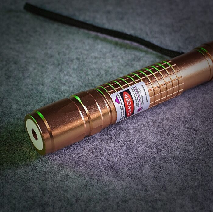 FR-900G 50-80mW Extension-Type Focus Green Dot Laser Pointer Pen with 18650 Rechargeable Battery Gold - Image 4