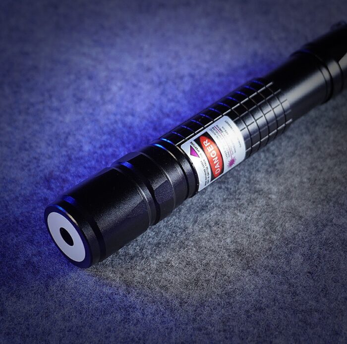 FR-900B 1000mW Extension-Type Focus Blue Dot Laser Pointer Pen with 18650 Rechargeable Battery Black - Image 4