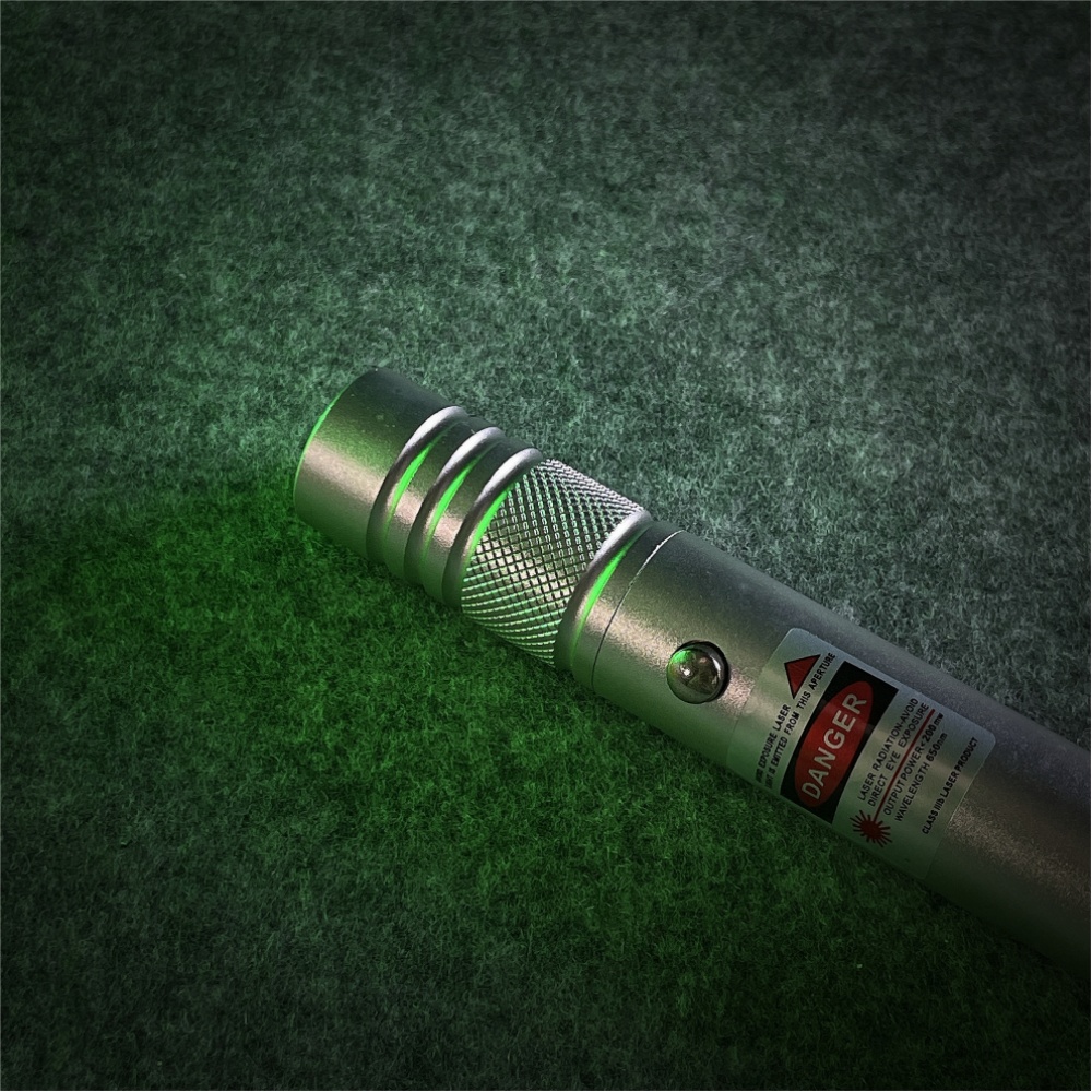 50mW 532nm Rechargeable Green Laser Pointer Beam Light Single-point Silver - Image 8