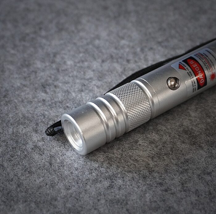50mW 532nm Rechargeable Green Laser Pointer Beam Light Single-point Silver - Image 4
