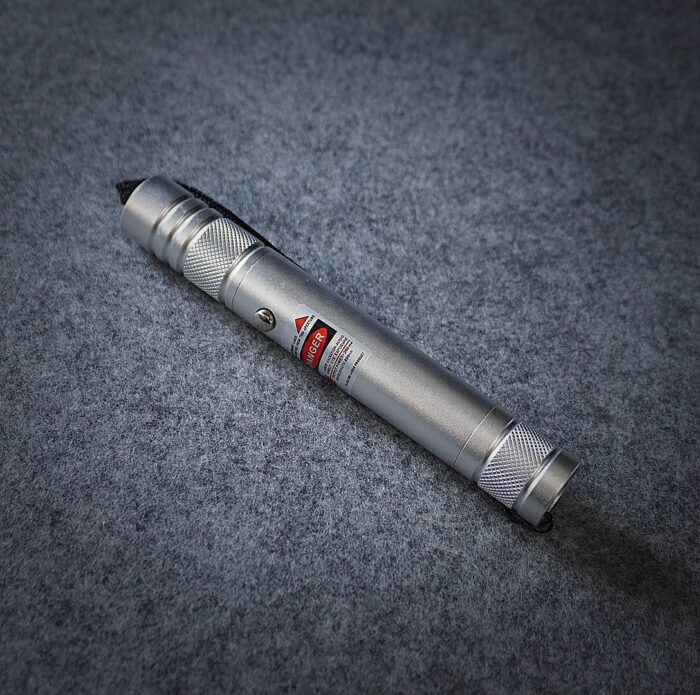50mW 532nm Rechargeable Green Laser Pointer Beam Light Single-point Silver - Image 6