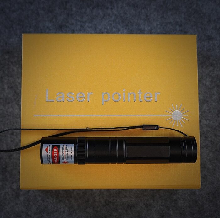 FR-850 200mW Red  Flashlight Style Red Violet Laser Pointer Black - Image 3