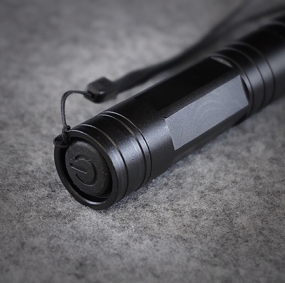 FR-850 200mW Red  Flashlight Style Red Violet Laser Pointer Black - Image 10