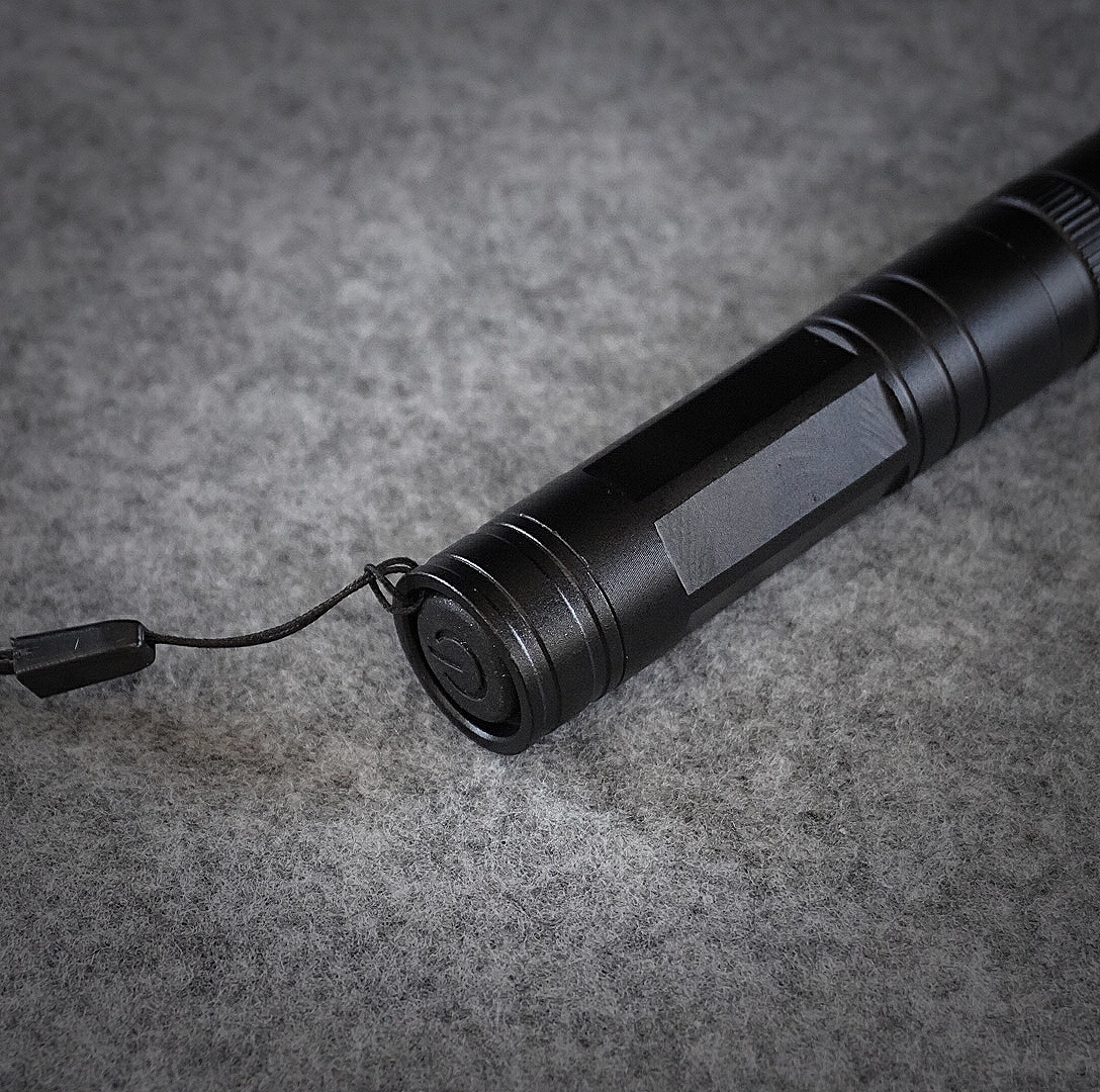 FR-850 200mW Red  Flashlight Style Red Violet Laser Pointer Black - Image 7