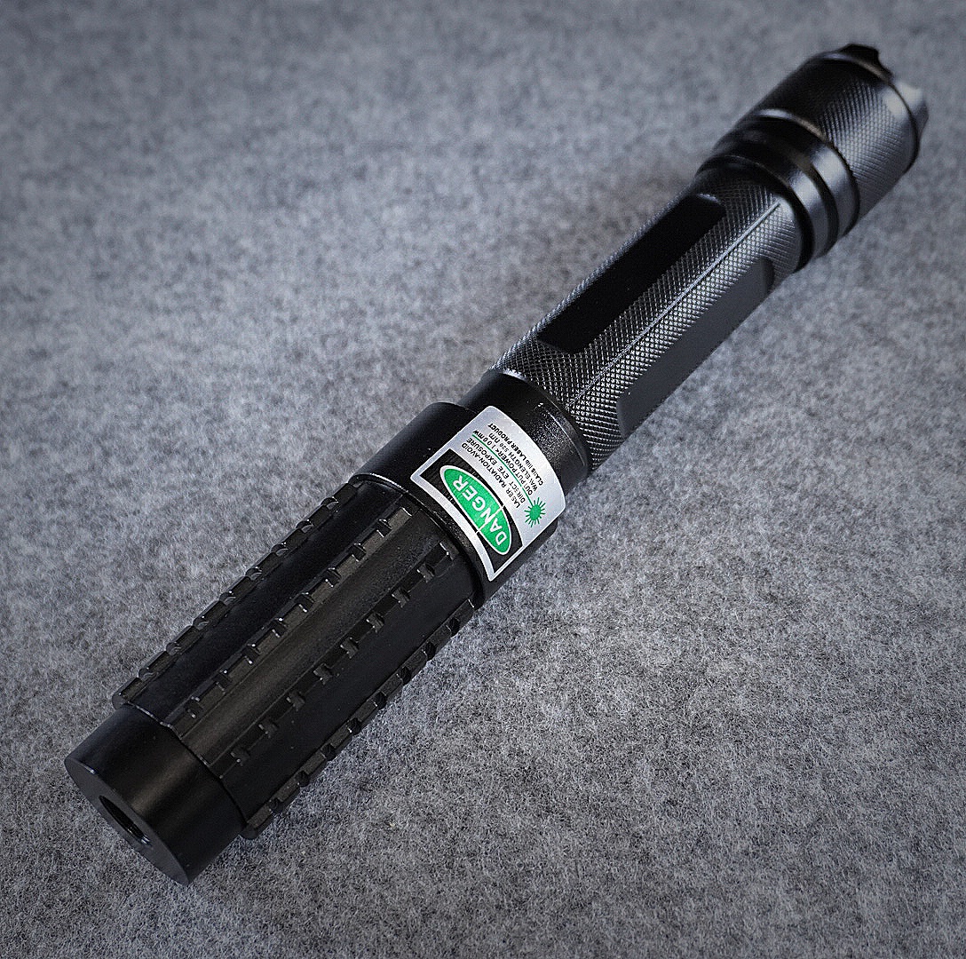 500mW 520nm 0889LGF Green Beam Light Separate Crystal Laser Pointer Pen Kit Black - Image 7