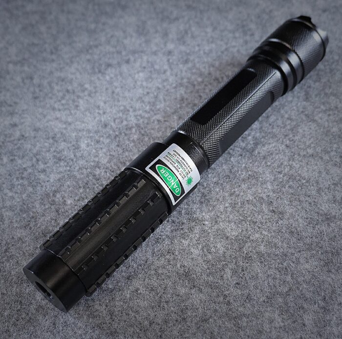 500mW 520nm 0889LGF Green Beam Light Separate Crystal Laser Pointer Pen Kit Black - Image 7